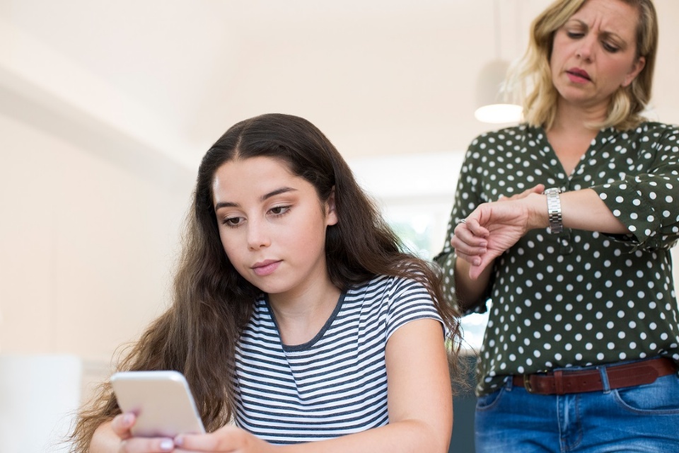 Better Communication with Your Teen | Laval Families Magazine | Laval's Family Life Magazine