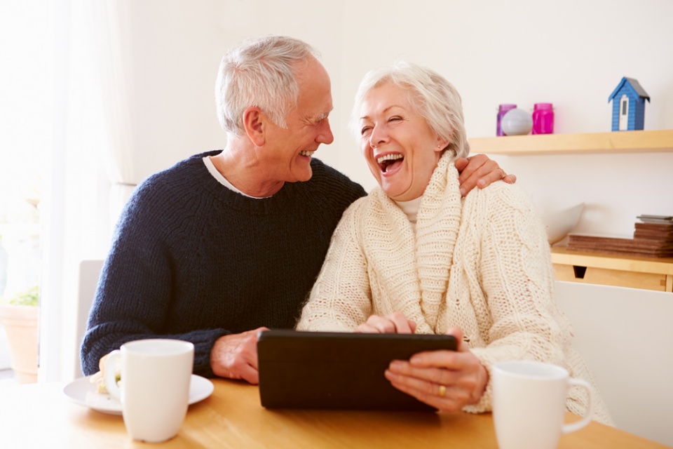 Technologies to Embrace as a Senior | Laval Families Magazine | Laval's Family Life Magazine