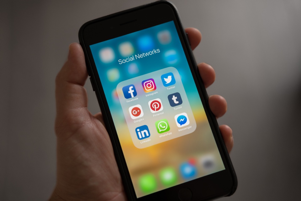 Social Media 101 for the Savvy Entrepreneur | Laval Families Magazine | Laval's Family Life Magazine Social Media 101 for the Savvy Entrepreneur | Laval Families Magazine | Laval's Family Life Magazine