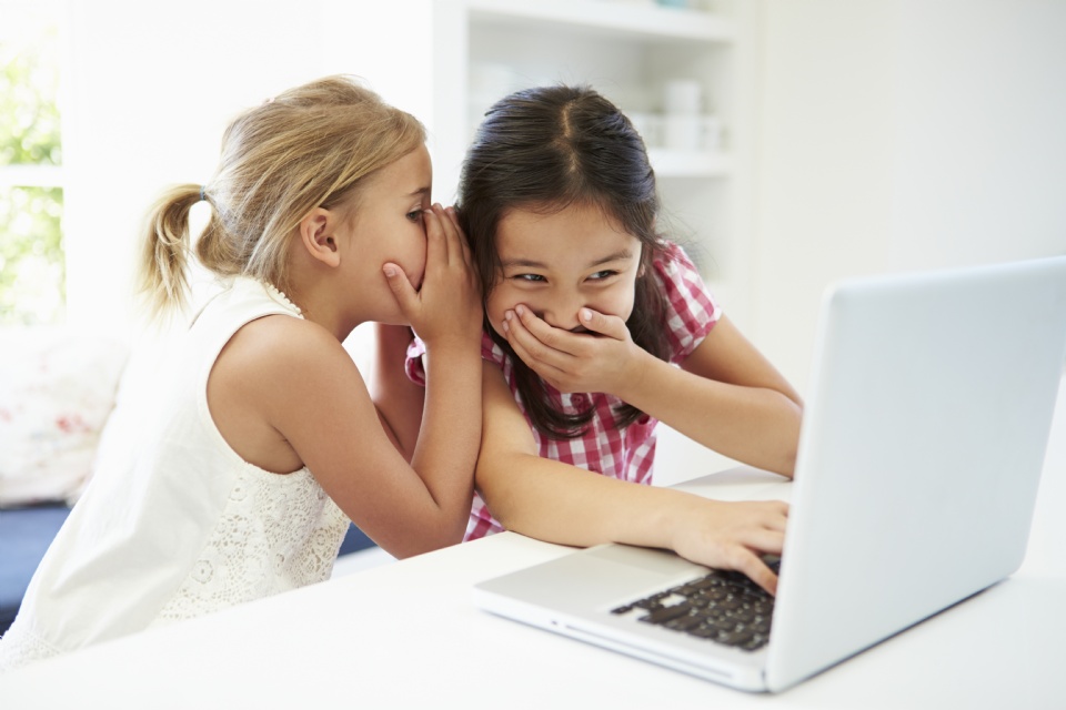 How Can Parents be More Vigilant? | Laval Families Magazine | Laval's Family Life Magazine How Can Parents be More Vigilant? | Laval Families Magazine | Laval's Family Life Magazine