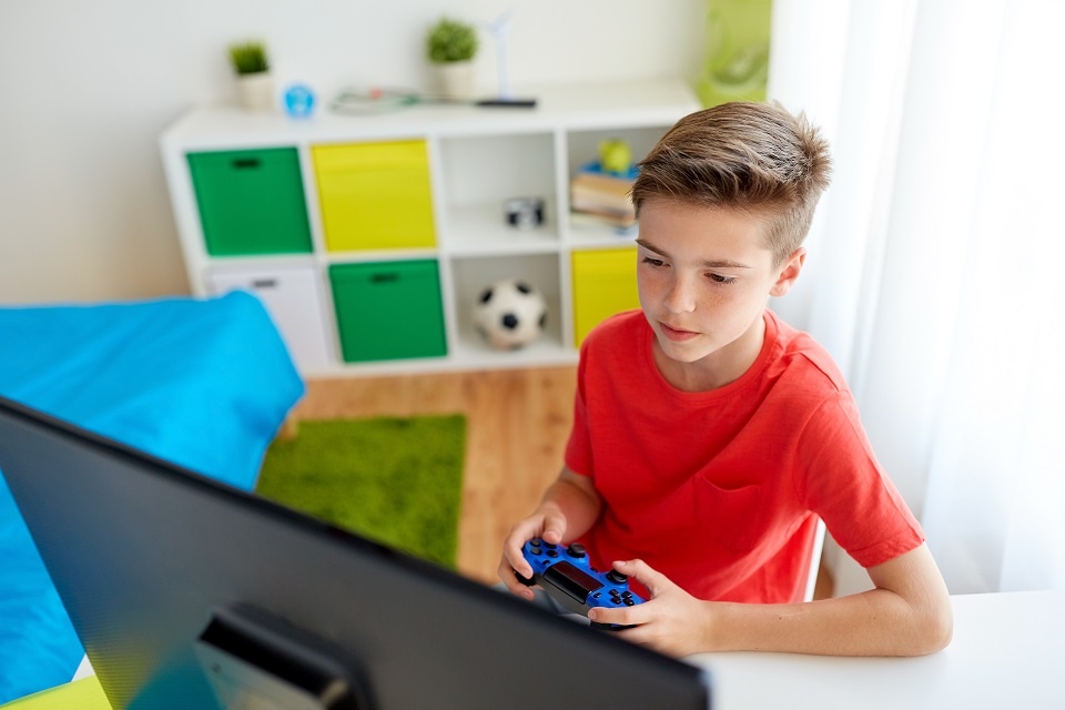 Electronic Devices: The New Drug | Laval Families Magazine | Laval's Family Life Magazine Electronic Devices: The New Drug | Laval Families Magazine | Laval's Family Life Magazine