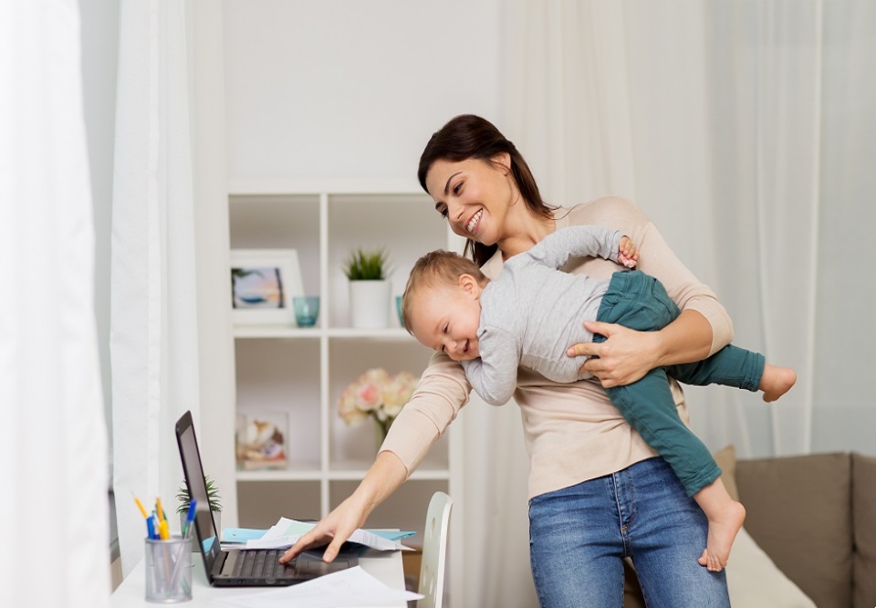 Concilier travail-famille durant les vacances : un véritable casse-tête | Laval Families Magazine | Laval's Family Life Magazine Concilier travail-famille durant les vacances : un véritable casse-tête | Laval Families Magazine | Laval's Family Life Magazine