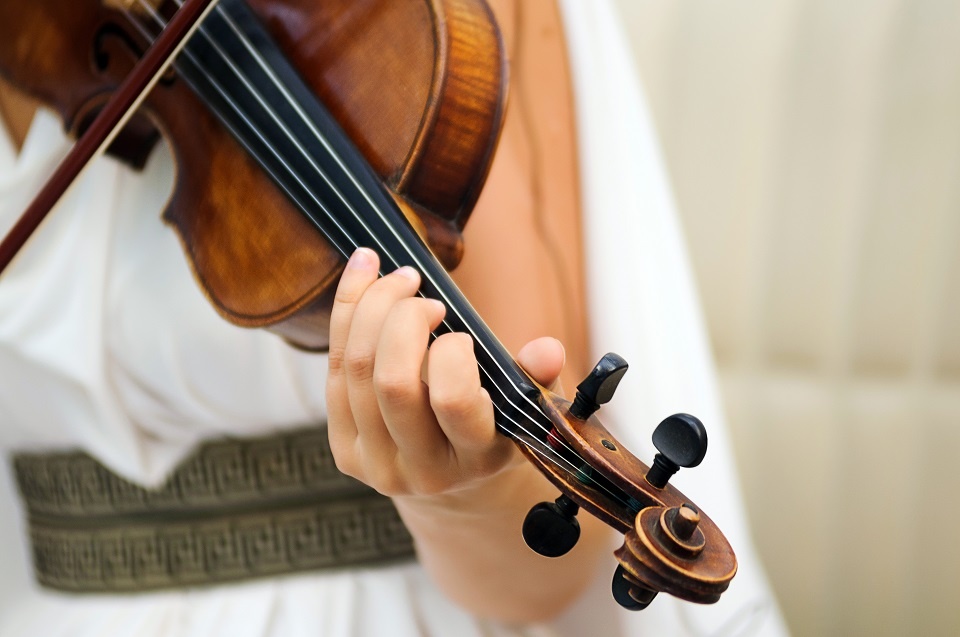A Passion for Violins | Laval Families Magazine | Laval's Family Life Magazine