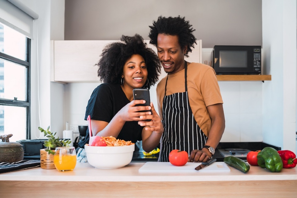 Embracing Our Relationships in Times of Uncertainty | Laval Families Magazine | Laval's Family Life Magazine Embracing Our Relationships in Times of Uncertainty | Laval Families Magazine | Laval's Family Life Magazine