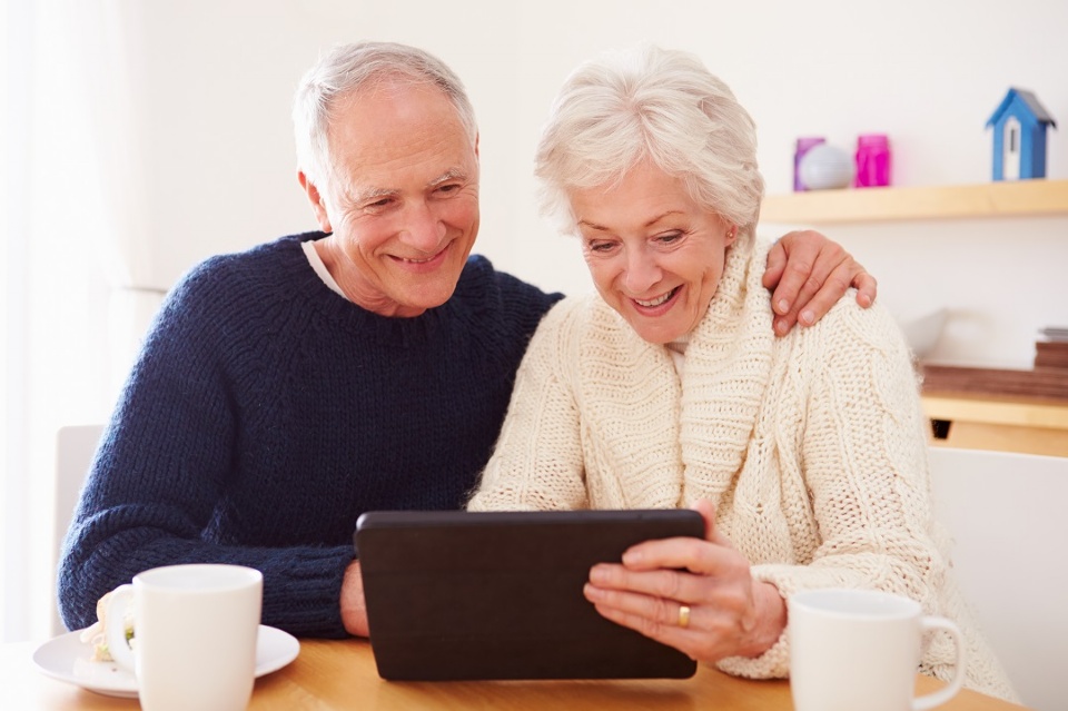 Devices to Help Seniors Live Autonomously and Safely | Laval Families Magazine | Laval's Family Life Magazine