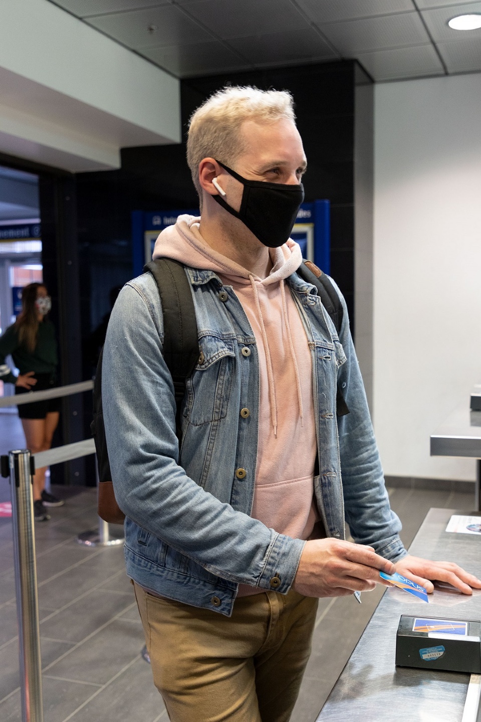 How Much Is It To Take The Bus? | Laval Families Magazine | Laval's Family Life Magazine How Much Is It To Take The Bus? | Laval Families Magazine | Laval's Family Life Magazine