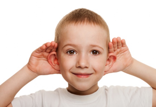 Do you feel your child is not listening to you? Maybe it’s more… | Laval Families Magazine | Laval's Family Life Magazine Do you feel your child is not listening to you? Maybe it’s more… | Laval Families Magazine | Laval's Family Life Magazine