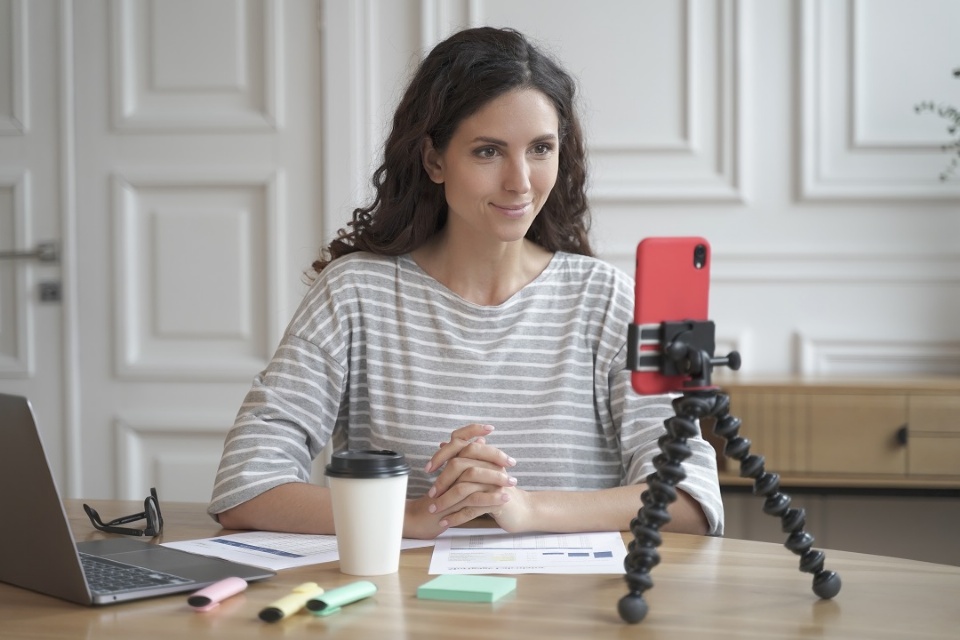 Tackling Media Literacy in Class | Laval Families Magazine | Laval's Family Life Magazine Tackling Media Literacy in Class | Laval Families Magazine | Laval's Family Life Magazine