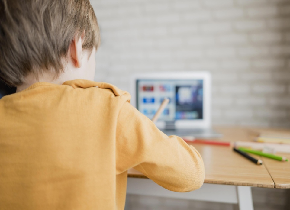 Bilingualişm, Helping your Child Embrace the Second Language | Laval Families Magazine | Laval's Family Life Magazine Bilingualişm, Helping your Child Embrace the Second Language | Laval Families Magazine | Laval's Family Life Magazine