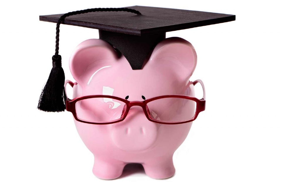 For a financially sound student life | Laval Families Magazine | Laval's Family Life Magazine