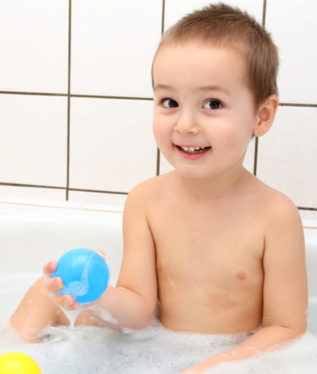 In the Bath | Laval Families Magazine | Laval's Family Life Magazine